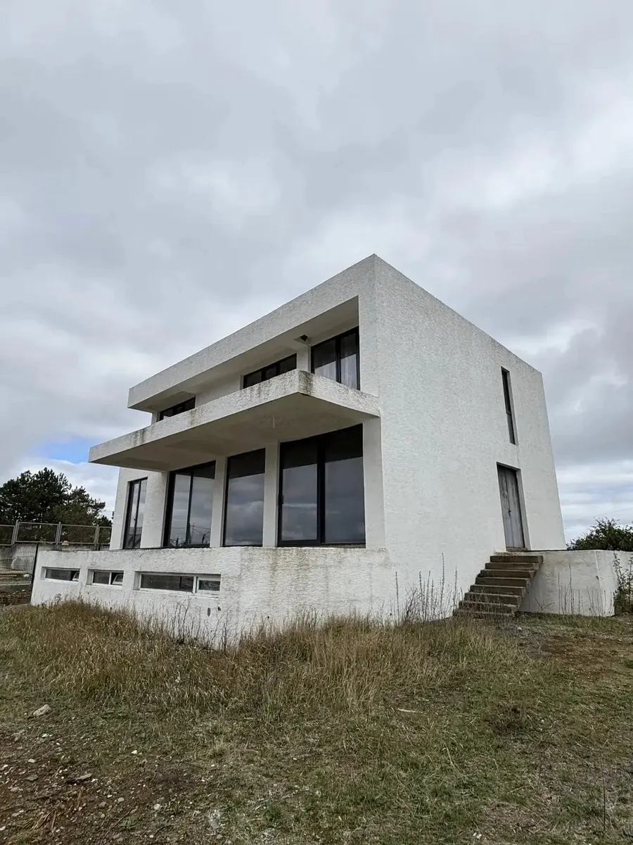 Дом, 6-комн., 400 м²