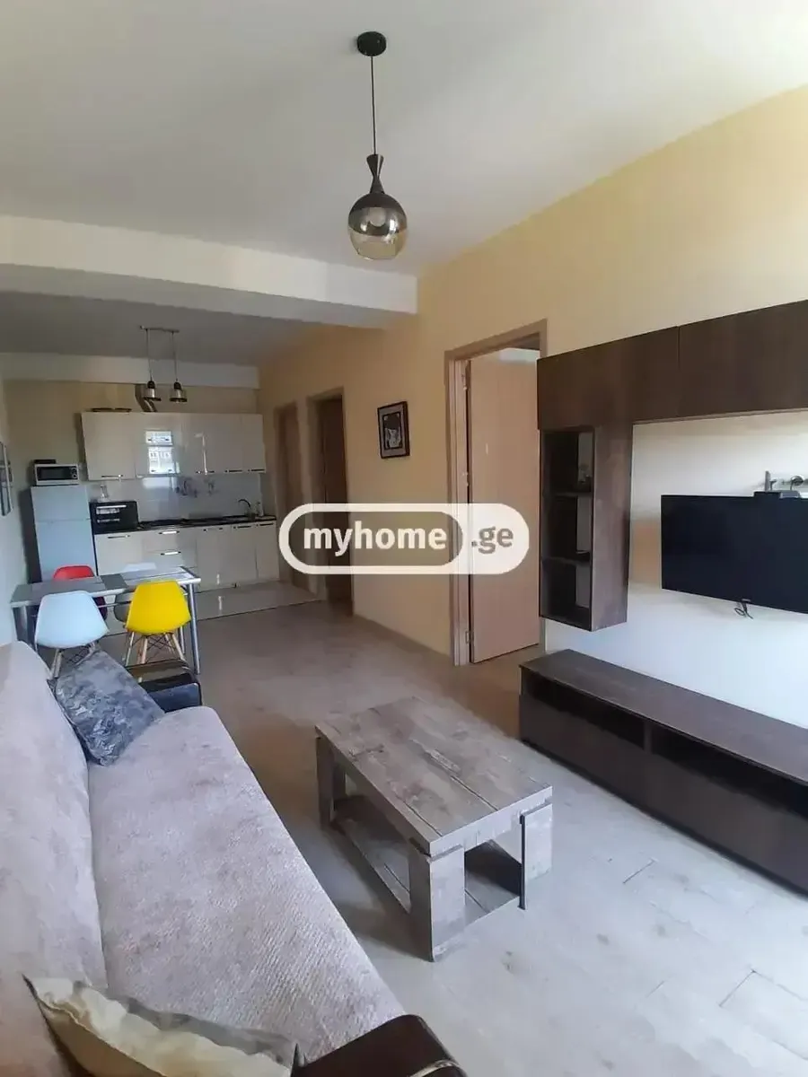 Квартира, 3-комн., 70 м²