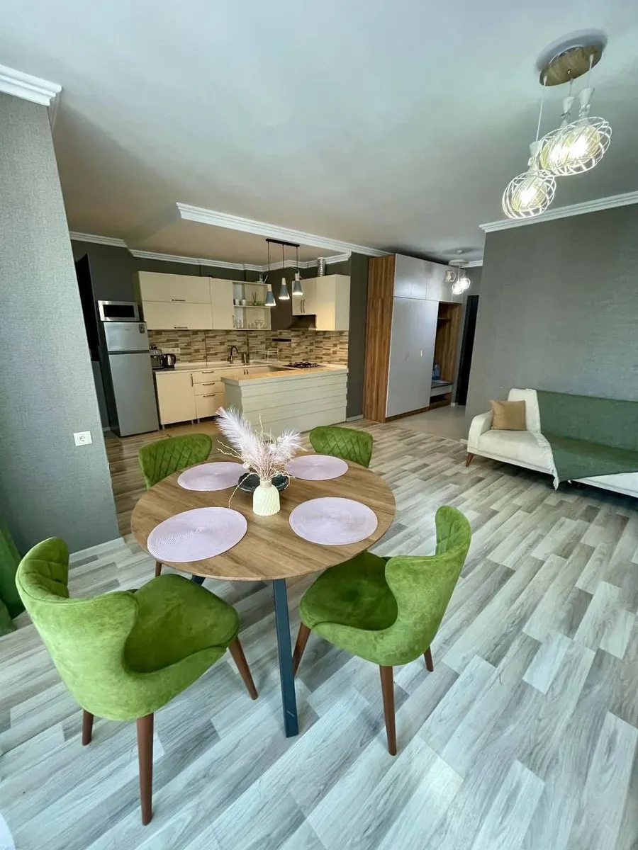 Квартира, 3-комн., 75 м², Real Palace