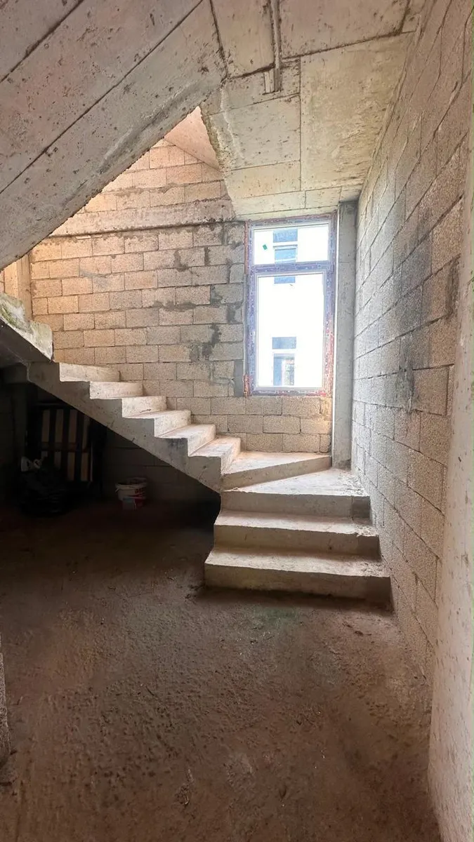 Дом, 5-комн., 266 м²