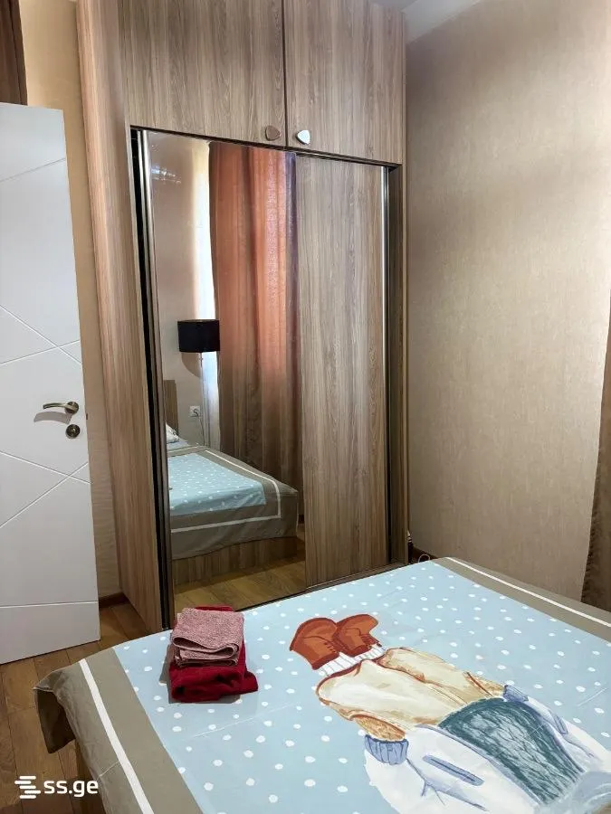 Квартира, 2-комн., 60 м²
