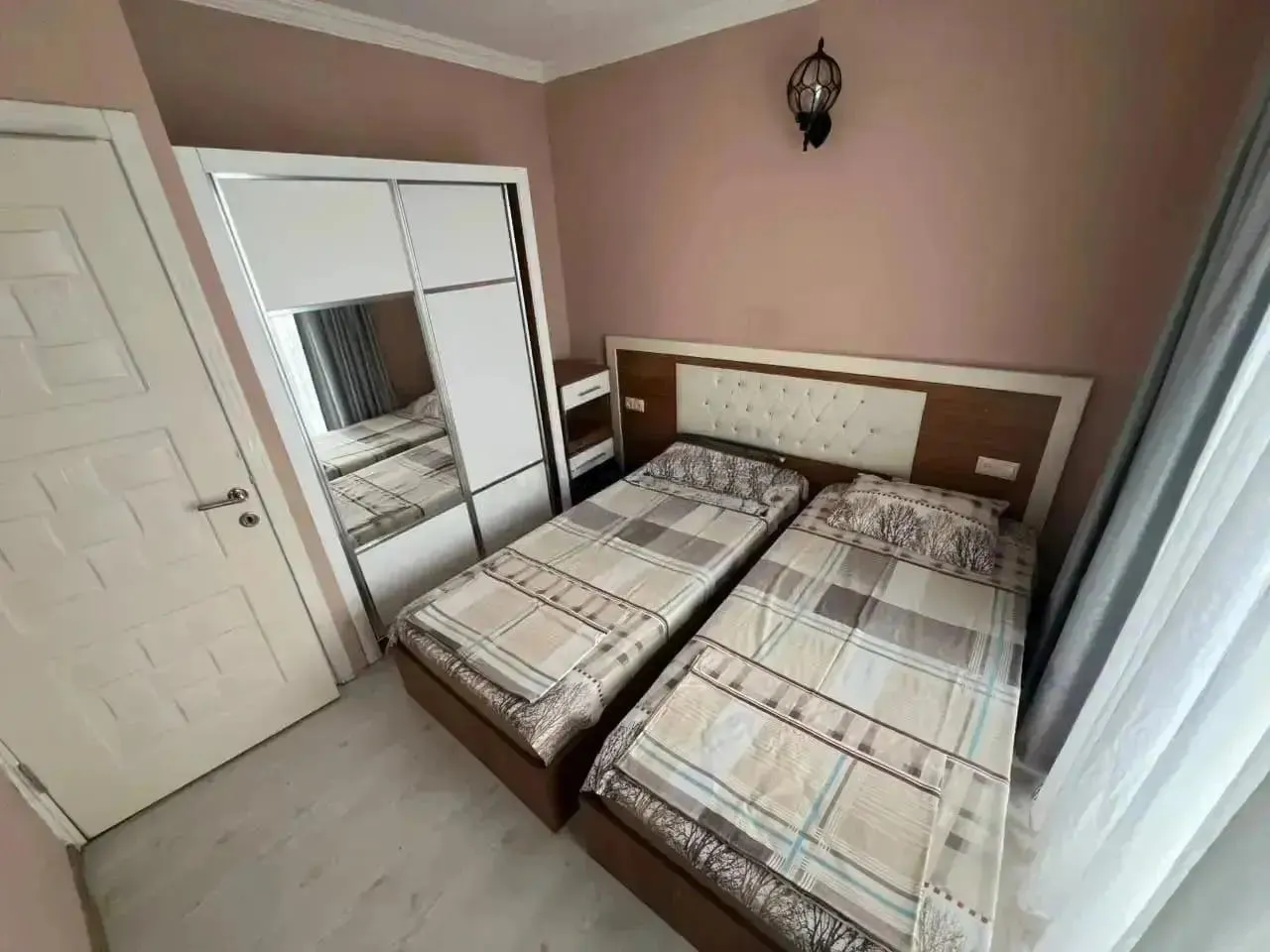 Квартира, 3-комн., 55 м², Sherif Khimshiashvili St, 51