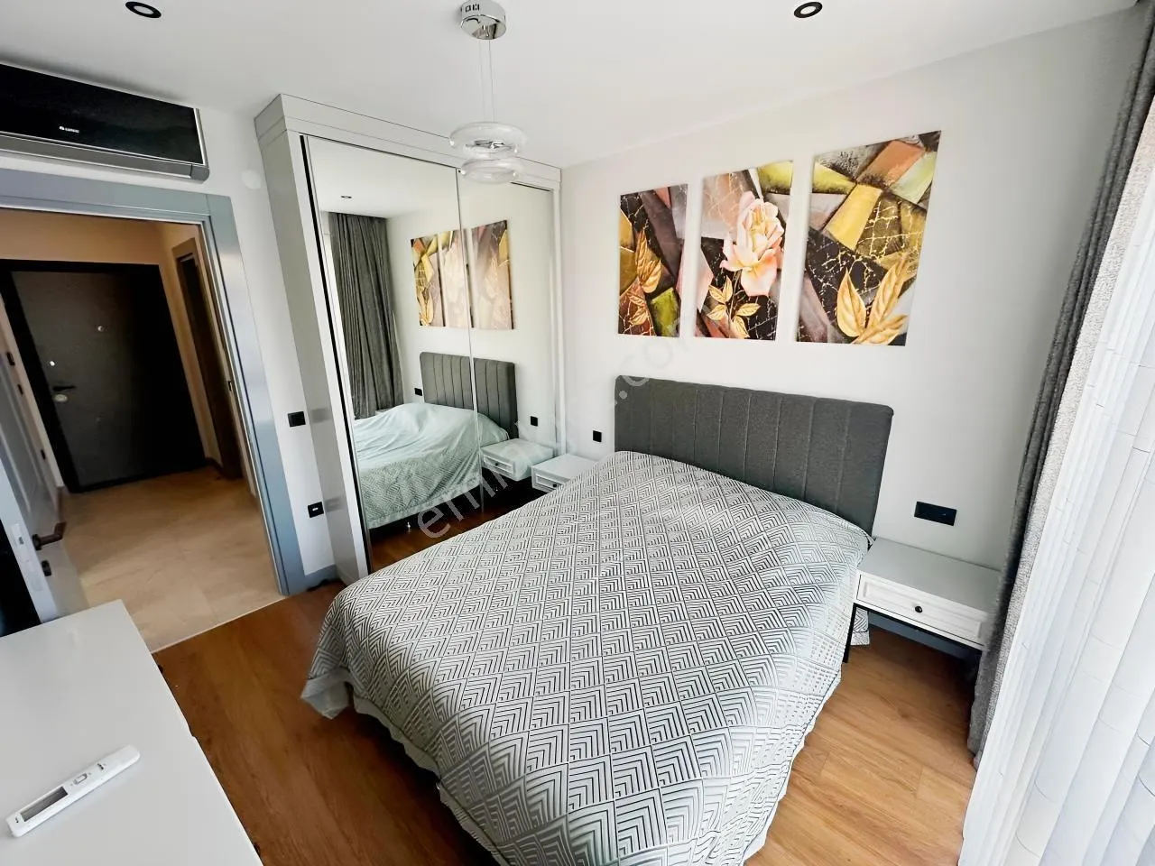 Apartment, 2-room, 60 m²