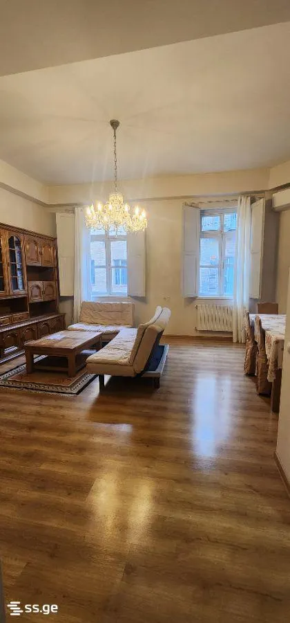 Квартира, 4-комн., 122 м²