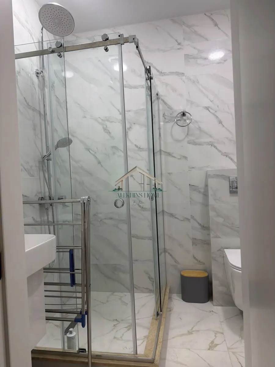 Квартира, 2-комн., 50 м², Royal Residence