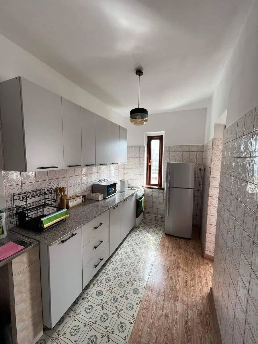 Квартира, 3-комн., 84 м²