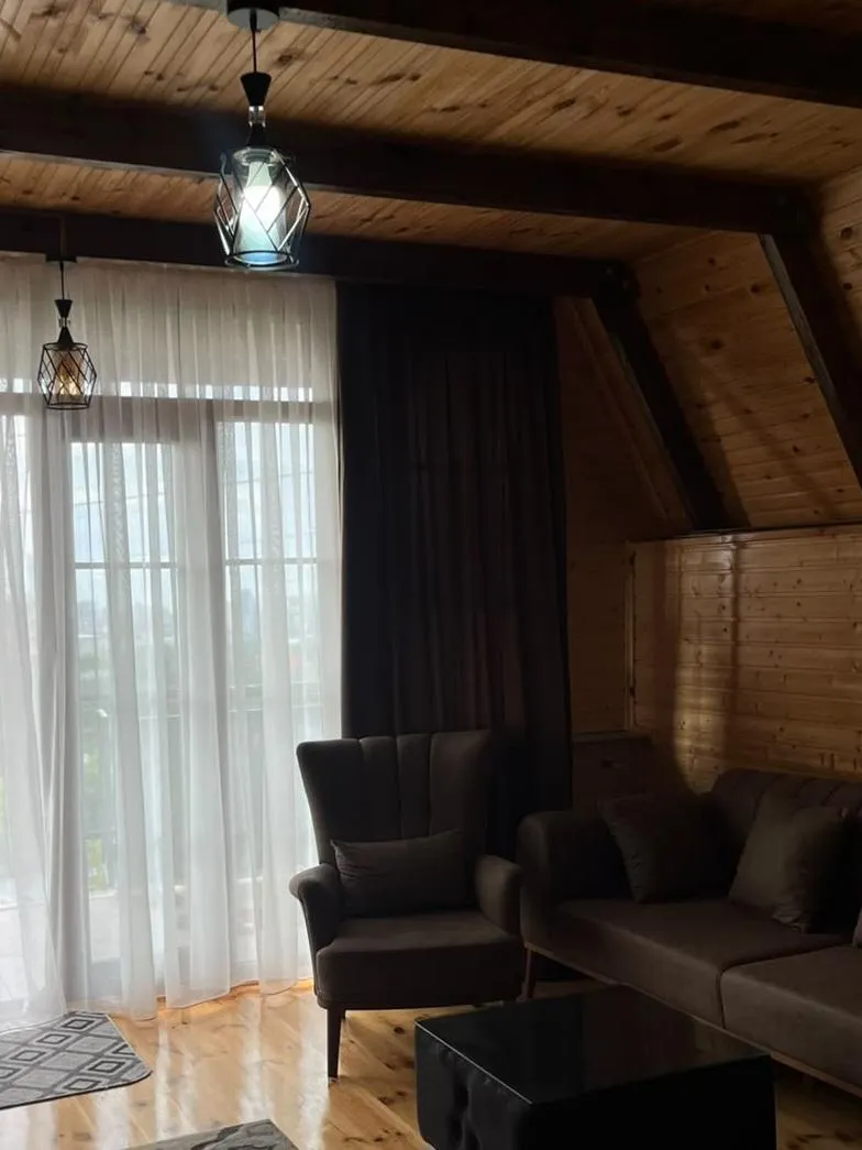 House, 3-room, 70 m²