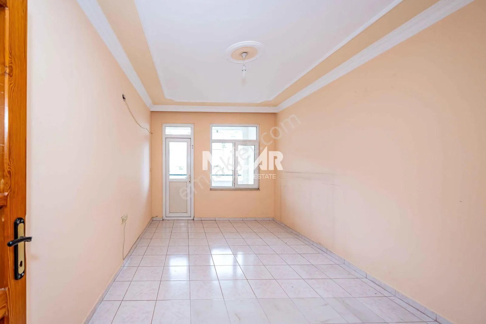 Apartment, 4-room, 160 m²