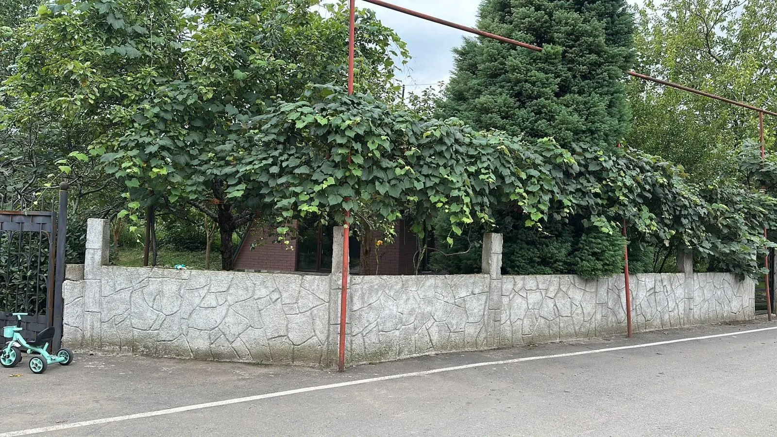 House, 2-room, 42 m²