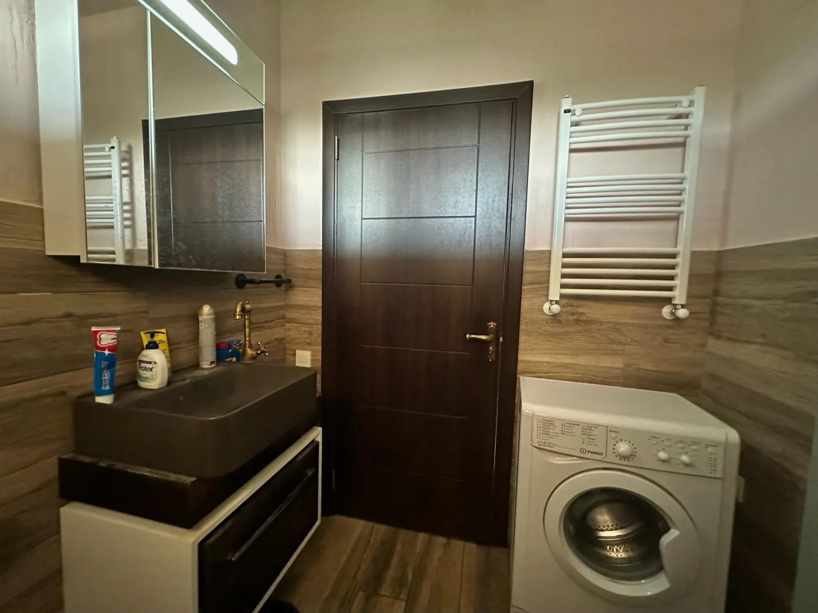 Дом, 5-комн., 290.75 м²