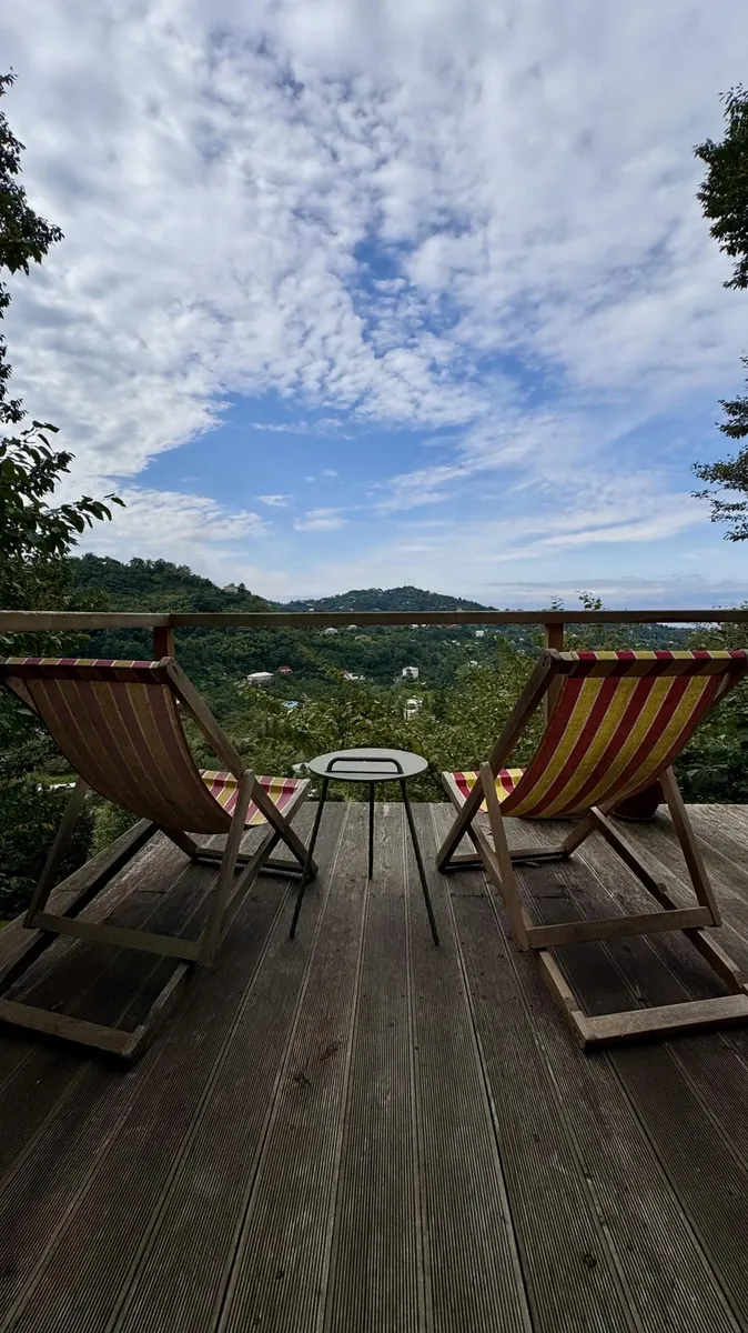 House, 3-room, 210 m²