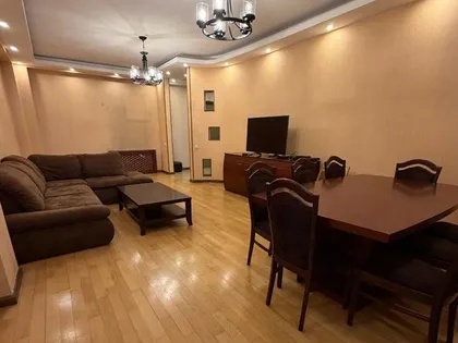 Квартира, 3-комн., 124 м²