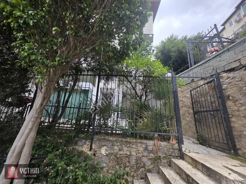 Apartment, 2-room, 65 m²