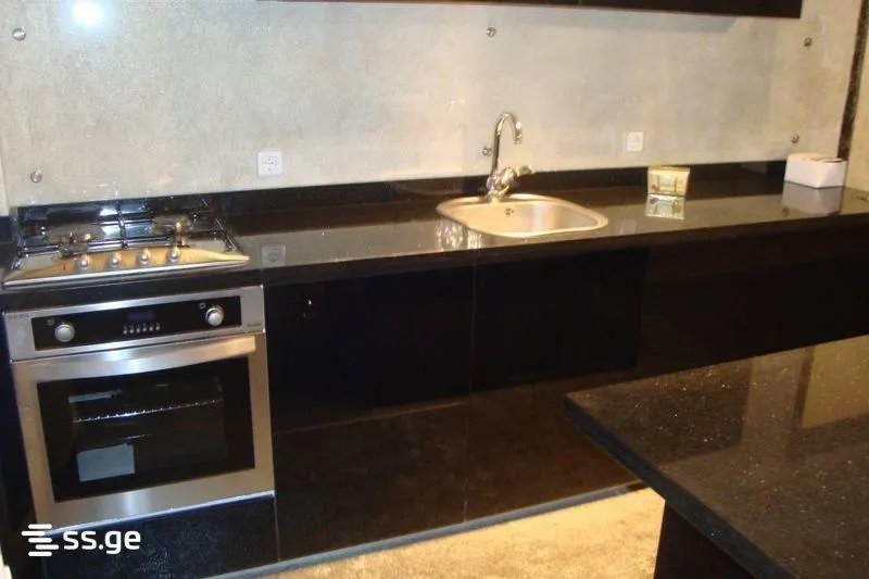 Apartment, 2-room, 90 m²