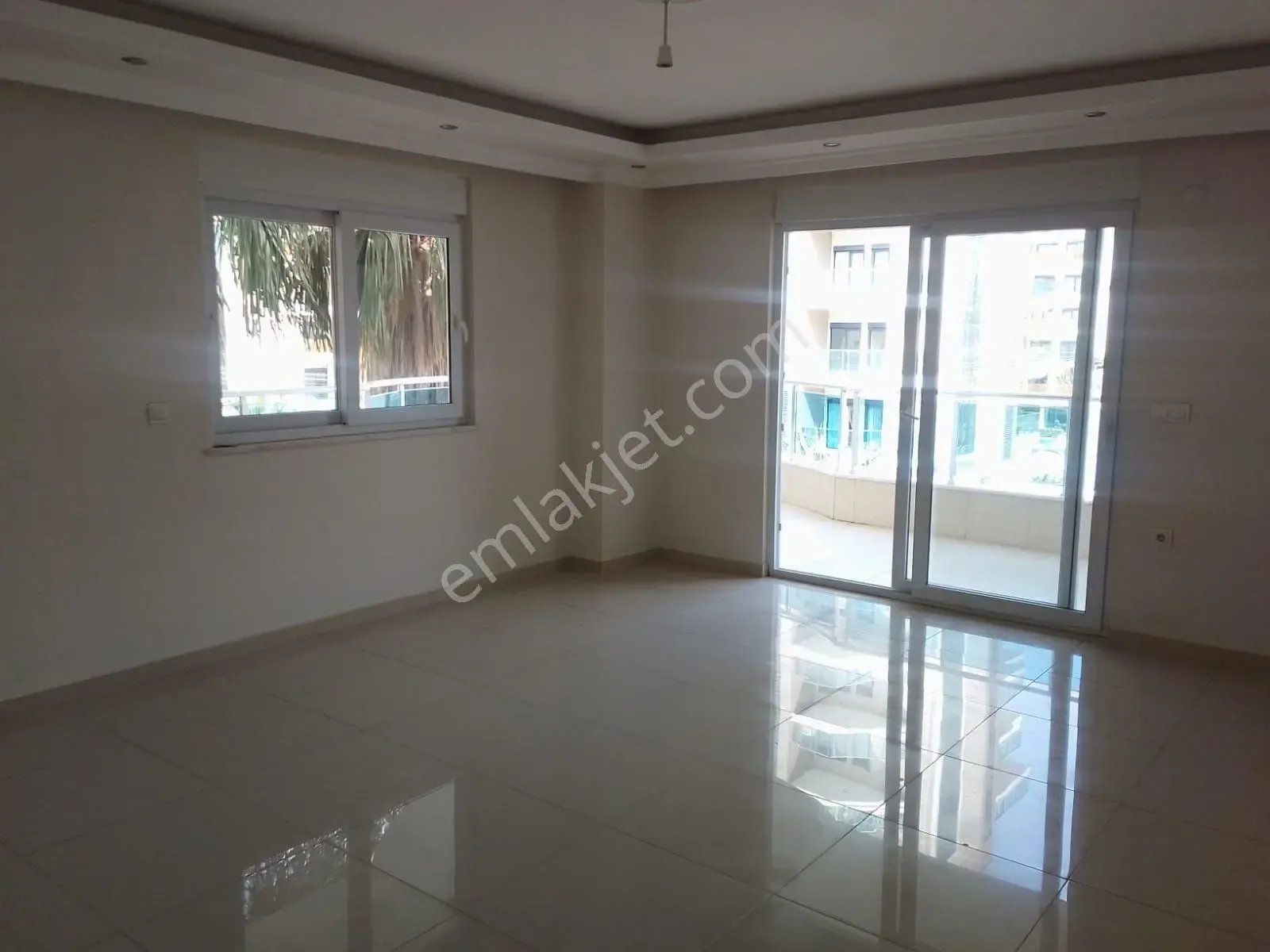 Apartment, 3-room, 120 m²