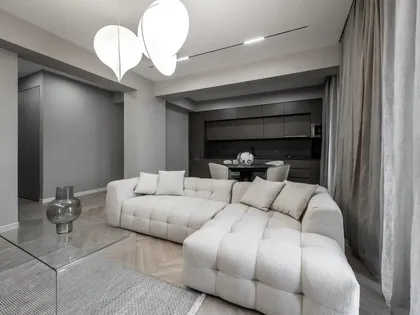 Квартира, 4-комн., 143 м²