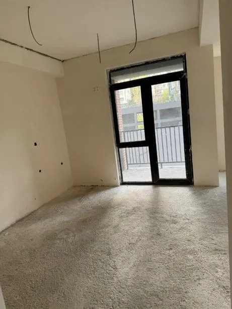 Квартира, 3-комн., 92 м²