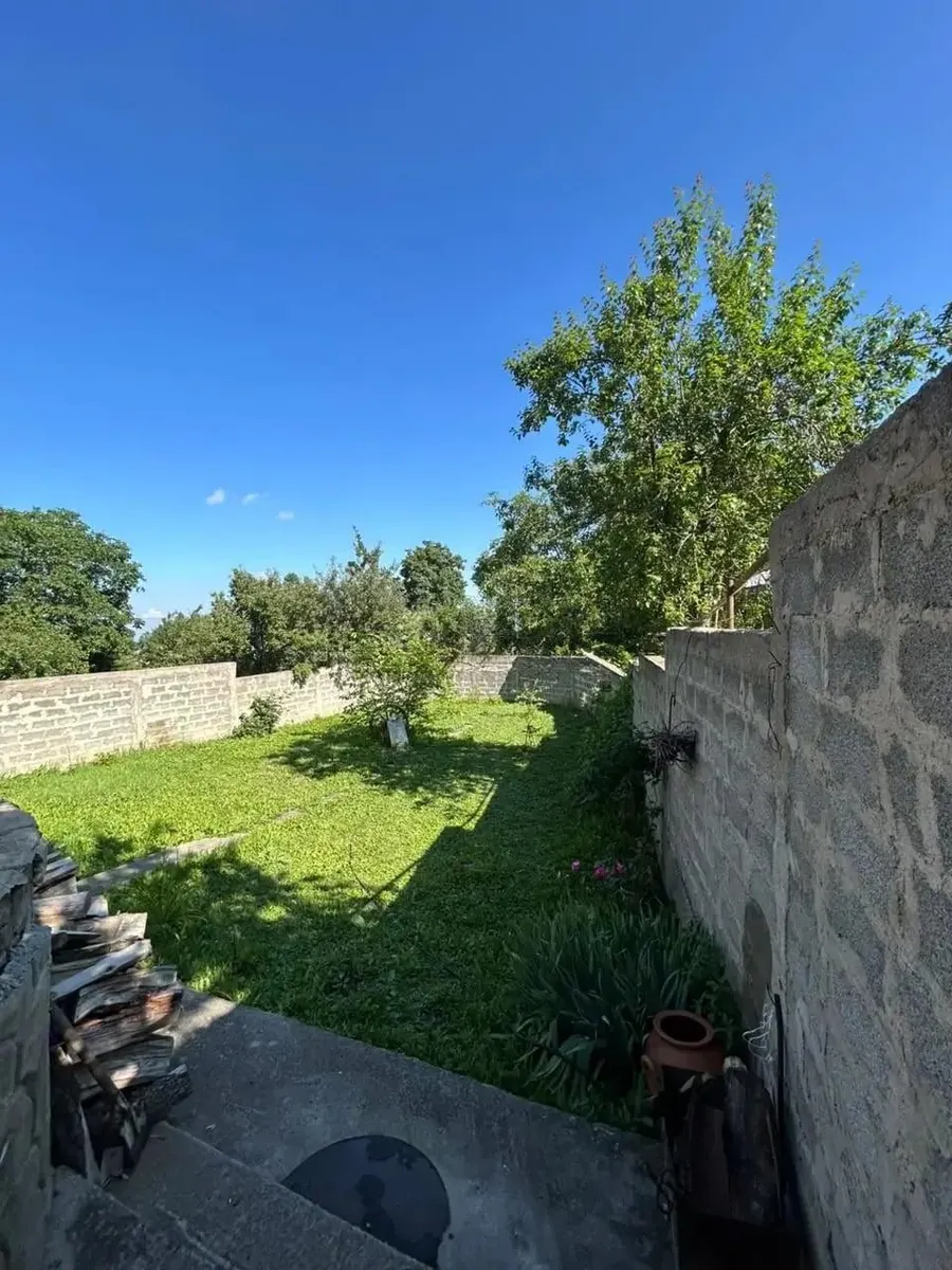 Дом, 6-комн., 220 м²